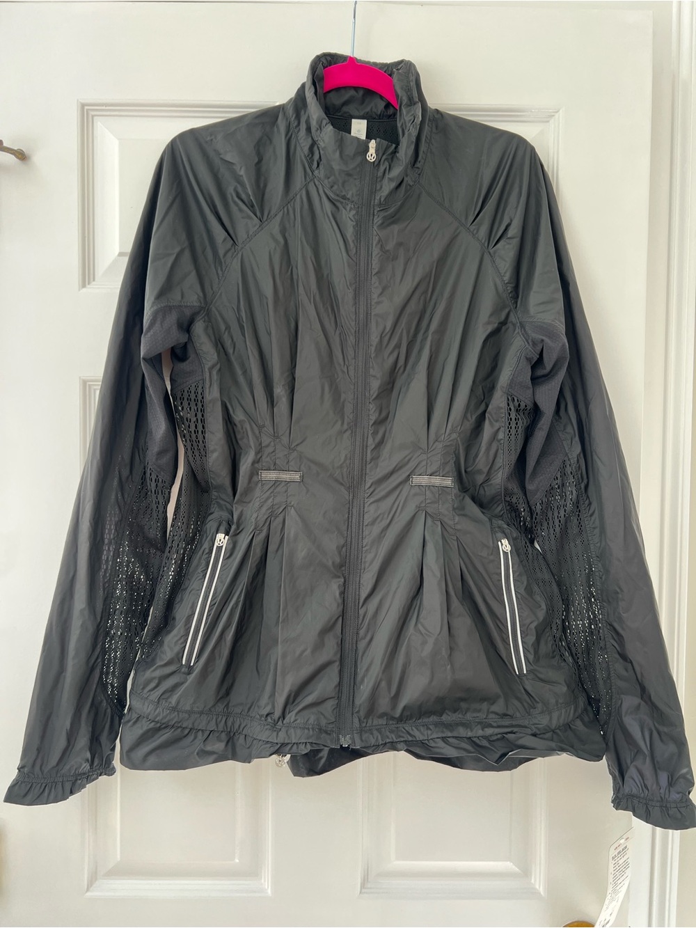NWT Lululemon athletica Womens Black Jacket with Mesh Panels